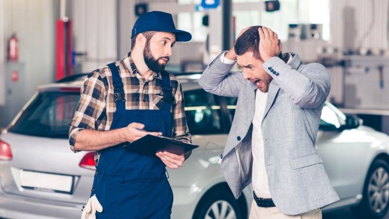 Mistakes Car Repair Customers Often Make with a Garage