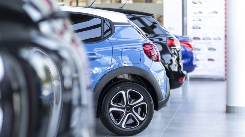 Recommended Hybrid Cars, SUVs and Trucks for Saving on Fuel Costs