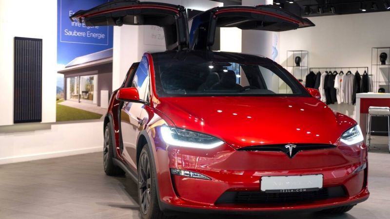 Making Cars Safer Might Not Be The Answer