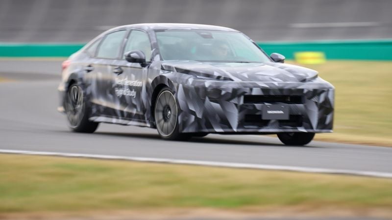 Honda Civic test prototype for the V6 hybrid platform
