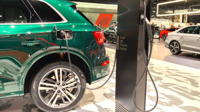 The Best Hybrid and Plug-In Hybrid SUVs Recommended