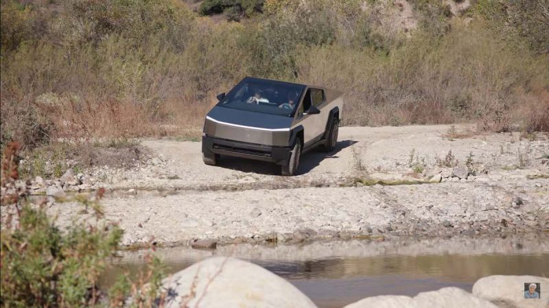 Tesla Cybertruck, Jay Leno