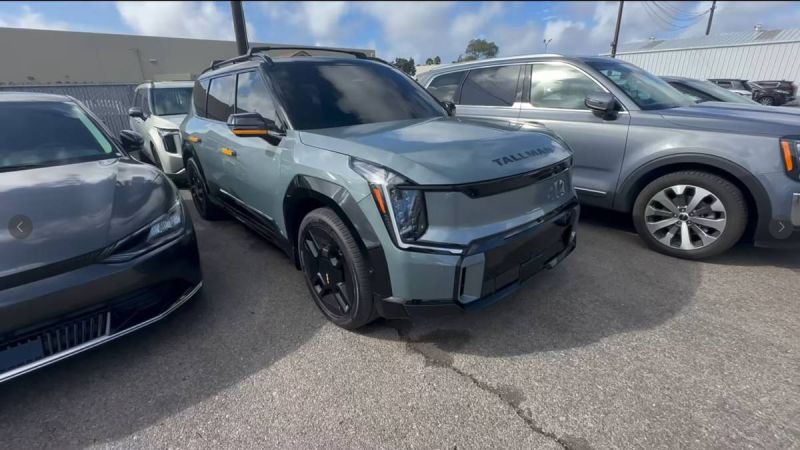 Kia EV9 in Parking Lot