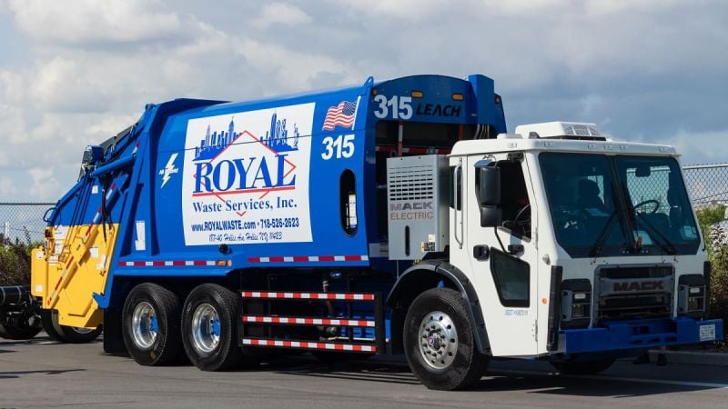 Mack LR electric garbage truck