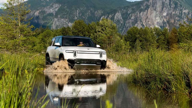 I Tried to Wake Up My Rivian Using the App, But It Froze in Sleep Mode For 15 Minuets, and Left Me Waiting Helplessly I Tried to Wake Up My Rivian Using the App, But It Froze in Sleep Mode For 15 Minuets, and Left Me Waiting Helplessly