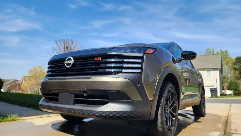 Nissan's Family-Friendly Subcompact SUV Solves a Real Problem, and The 2026 Kicks Does It Without Draining a Wallet