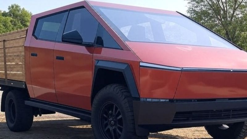 Objectively, The Problem With Cybertrucks Is That Most Pickup Drivers Have Highly Conservative Tastes And Rivian Realized That