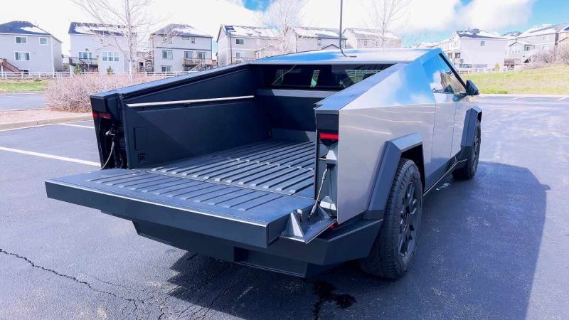 Best Way to Transport Your Dog in The Back of a Cybertruck