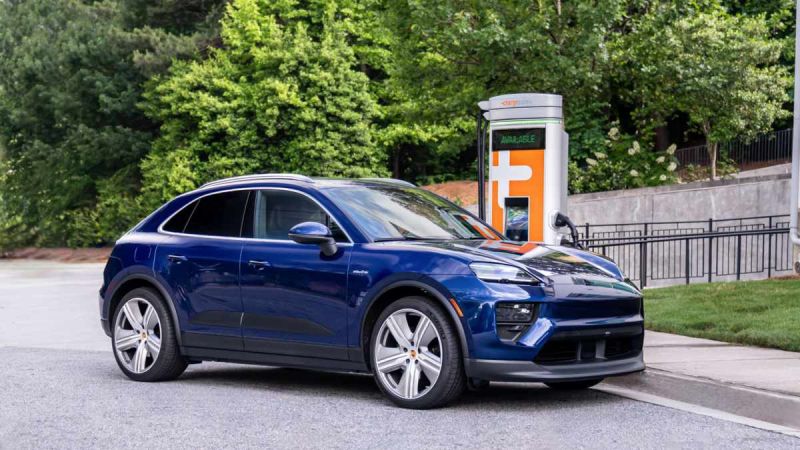 Porsche Parters with ChargePoint to improve EV Charging