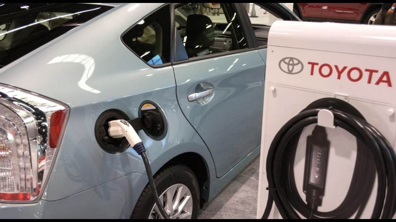 Do Prius Hybrid Batteries Ever Leak?