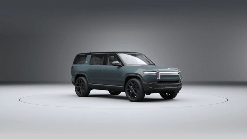 Rivian R1S