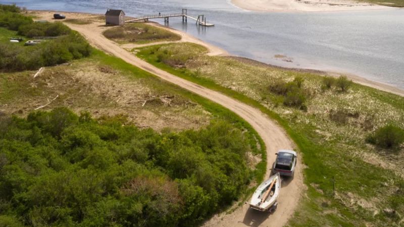 I Picked Up a 2025 Rivian R1S Tri This Weekend and Looking Into the Best Wall Charger Option and How Regen Braking Functions