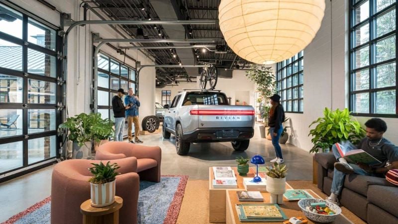 My Gen 1 Rivian R1T Suddenly Showed a “12V Battery Needs Service” Warning, and I Was Told Not to Drive While I Wait for the Service Center to Respond