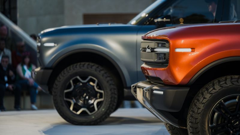 Scout Traveller (SUV) and Terra (Pickup truck)