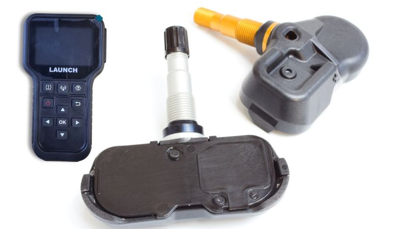 Toyota TPMS sensors and Tool 