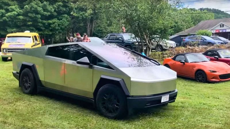 Tesla Cybertruck