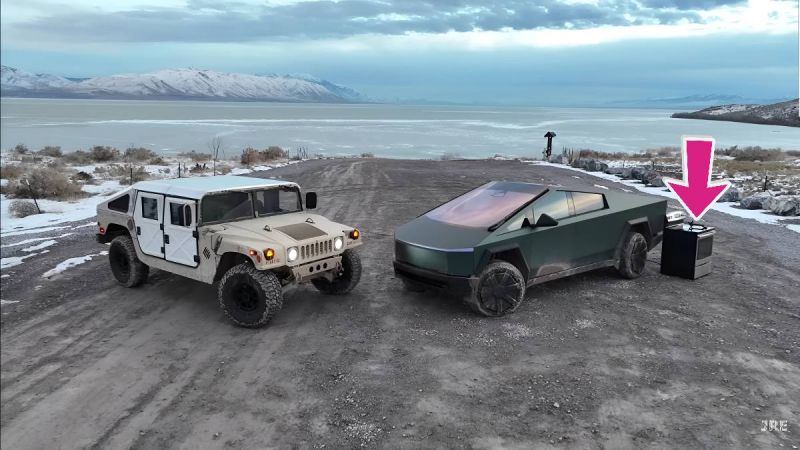 Tesla Cybertruck vs Humvee