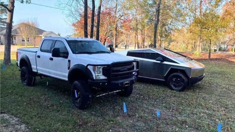Tesla Cybertruck, Ford F-250