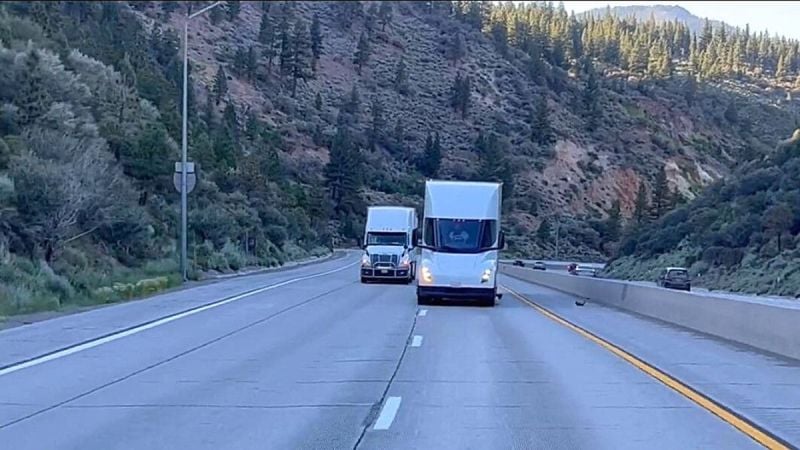 Tesla Semi taking on diesel truck