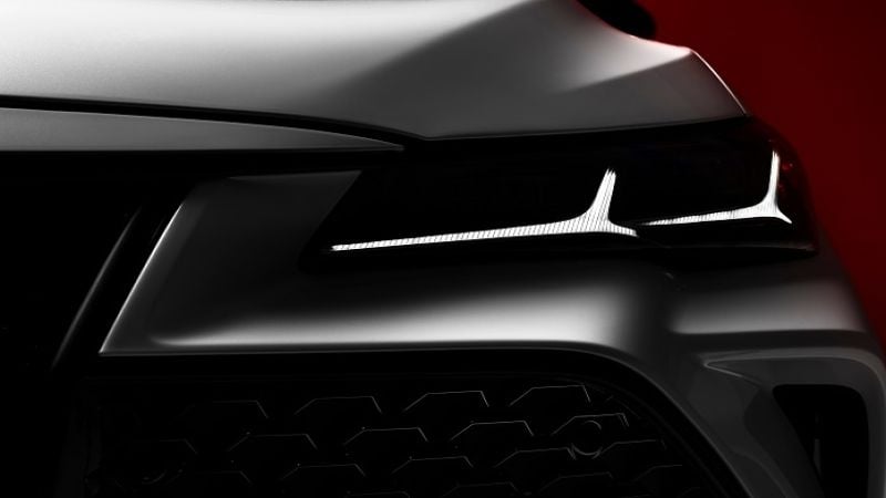 2019 Toyota Avalon will feature new look and new engine.