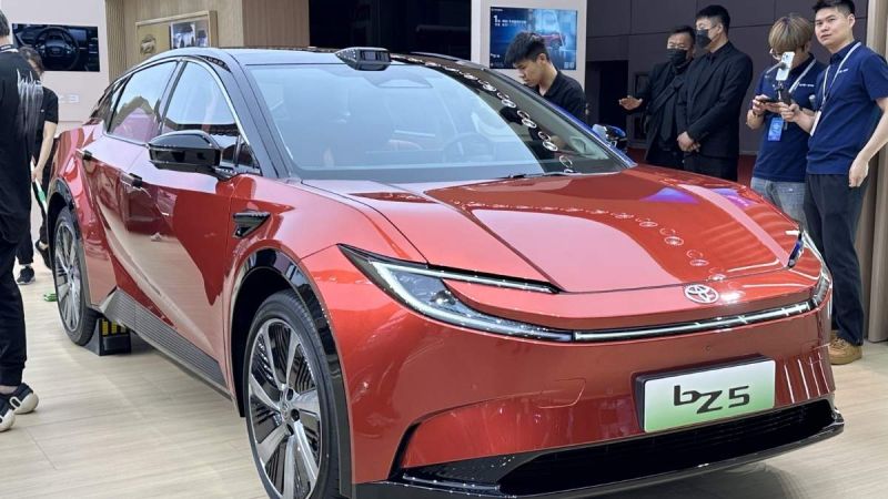 Toyota bZ5 prototype developed jointly with BYD. 