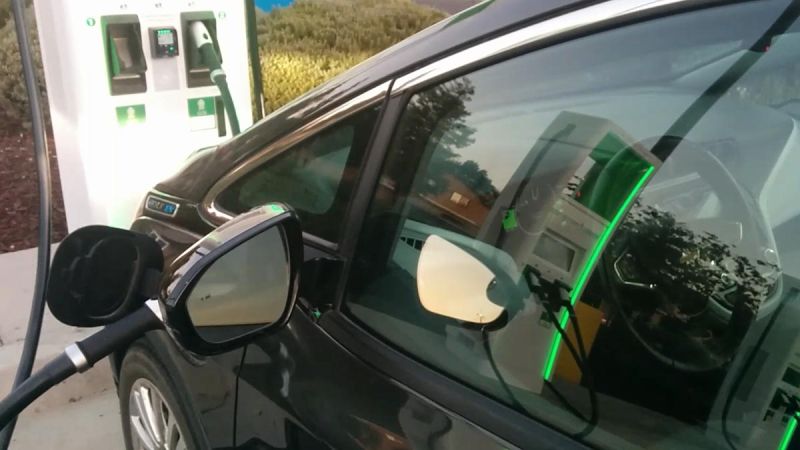 Chevrolet Bold EV Charging