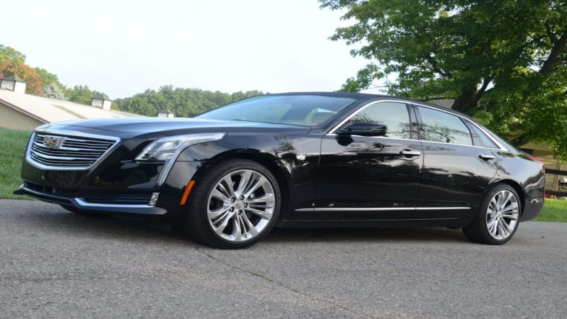 2017 Cadillac CT6 Low Front Corner