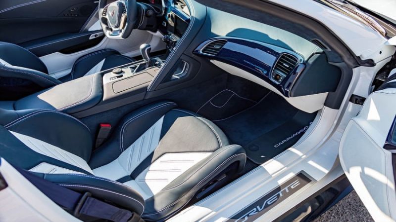 Caravaggio Corvette Z06 Interior