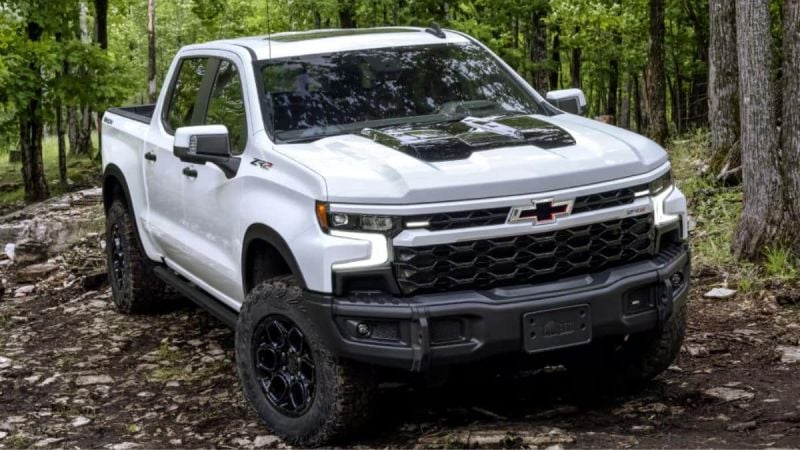 I Bought a Used Chevy Silverado With Faded Running Boards, Now I’m Debating a Bold Bedliner Makeover or a Risky DIY Fix