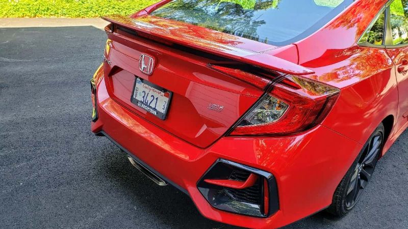 Honda Civic Si Image by John Goreham