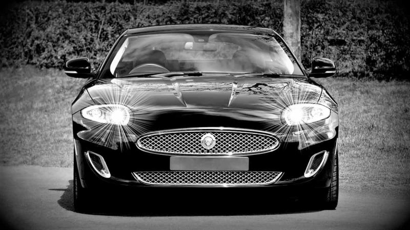 Headlight Restoration Technique that Works Well