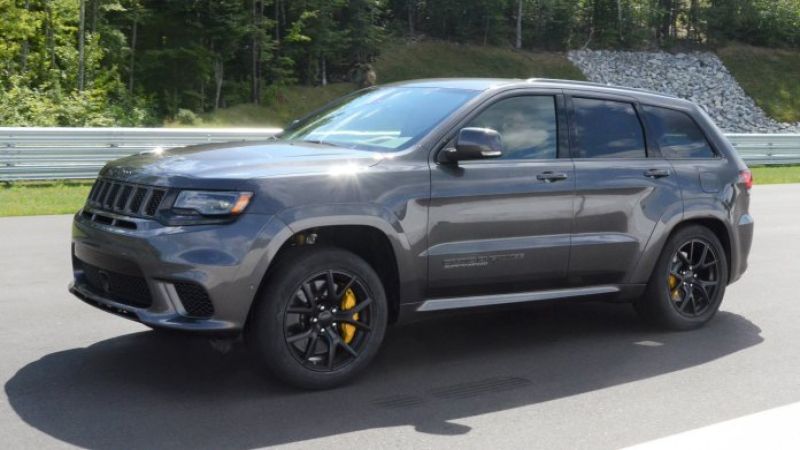 2018 Jeep Grand Cherokee Trackhawk Launching