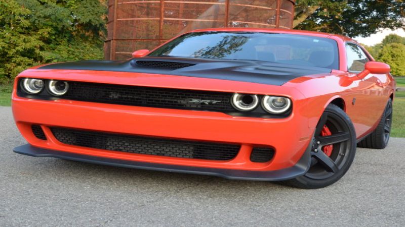2017 Dodge Challenger SRT Hellcat in Go Mango