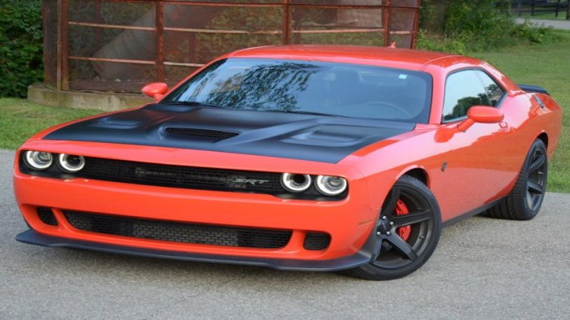 2017 Dodge Challenger SRT Hellcat in Go Mango