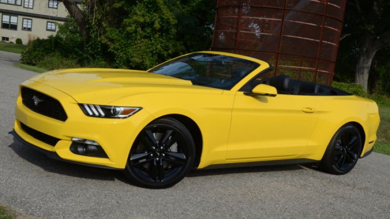 2017 Ford Mustang Convertible