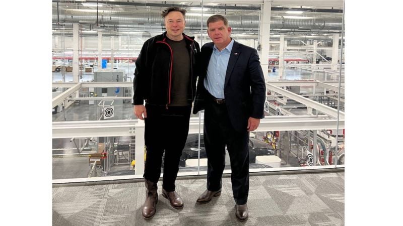 Elon Musk Meets With Biden's Secretary of Labor at Giga Texas