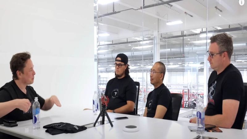 Elon Musk's Warning to Lucid and Rivian