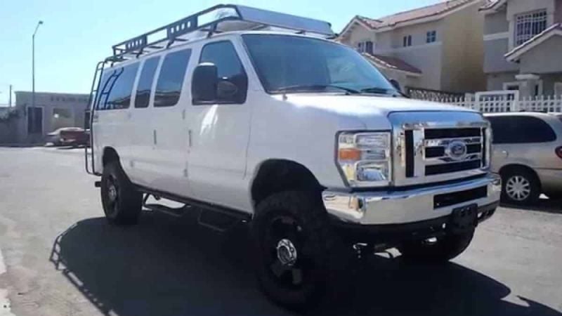 2008 Ford E350 van