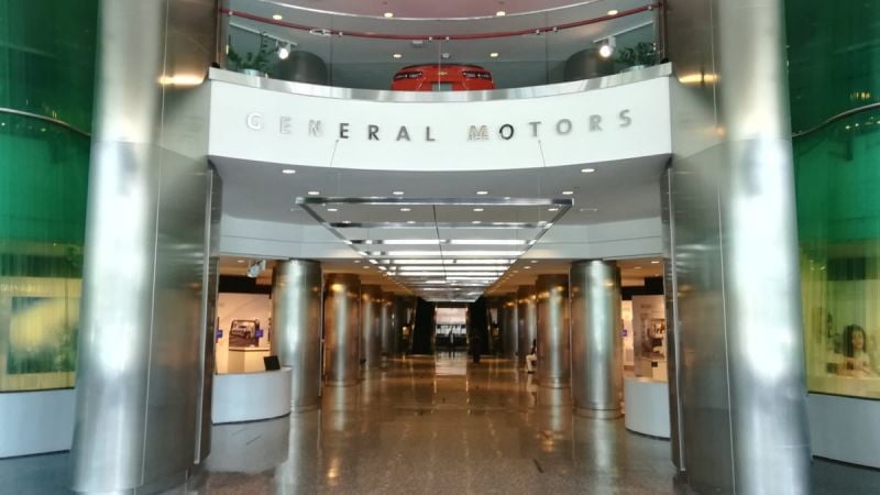 General Motors GM RenCen entrance