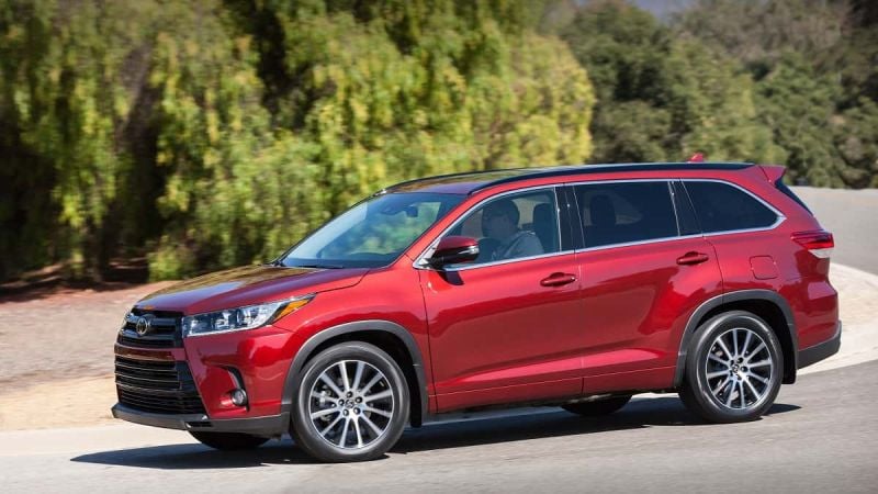 Used Toyota Highlander vs. Used Honda Pilot.