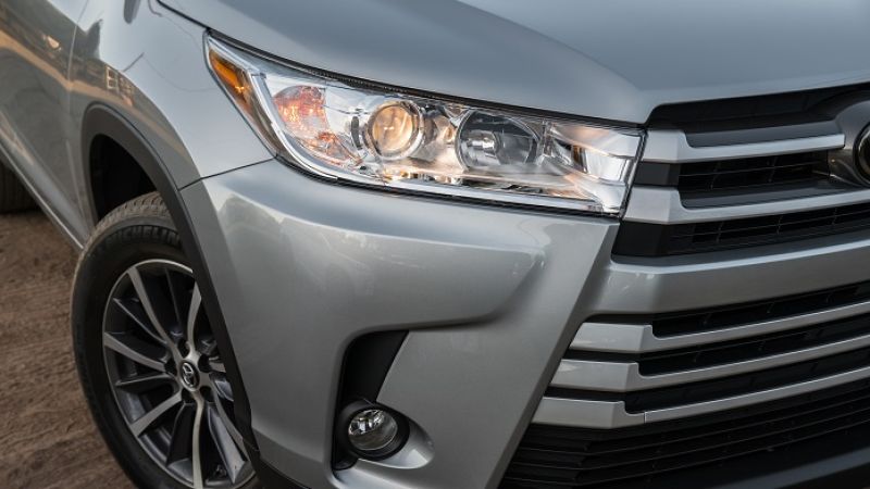 IIHS tests crossover and SUV headlights. Three Toyotas pass and one fails.