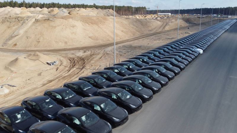 Loads of Model Y Vehicles at Giga Berlin