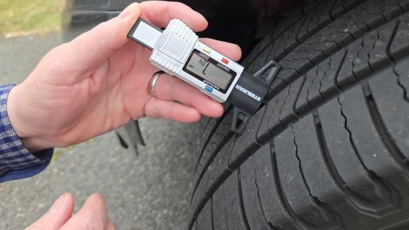 Images of Michelin Defender2 tires by John and Ean Goreham