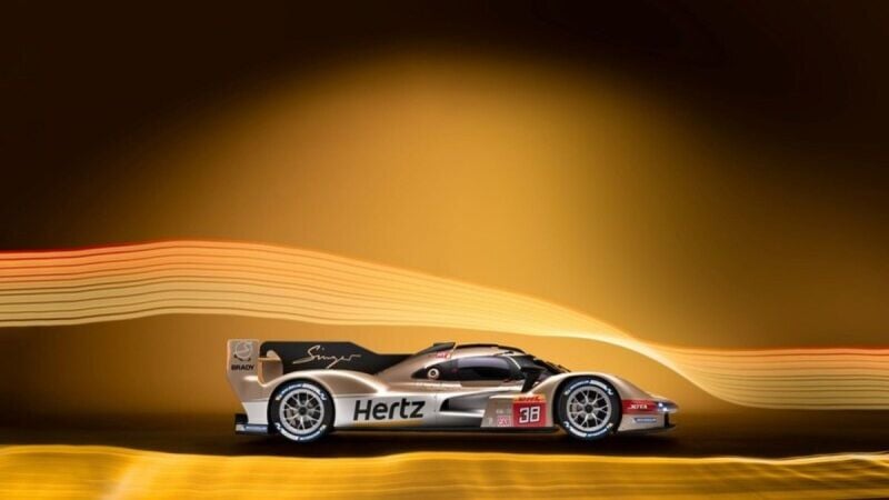 Side view of the new Singer Hertz Team JOTA Porsche 963