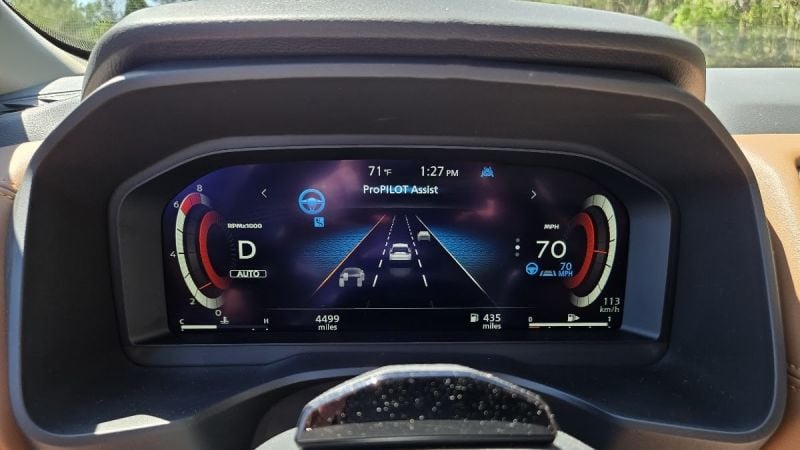 Image of Nissan's ProPilot 2.1++ system driving a Rogue by John Goreham