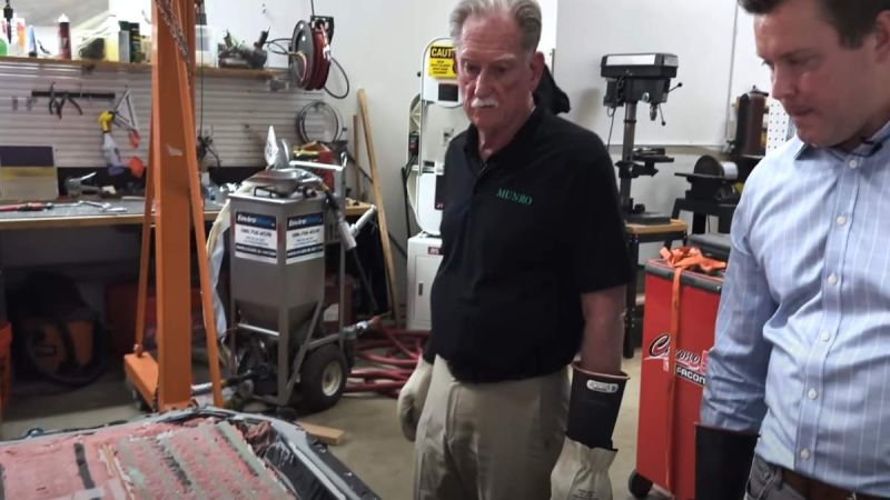 Sandy Munro Dazzled by Tesla's Tech