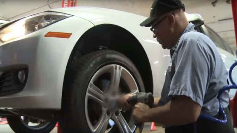 Amazon and Sears partner on tires.