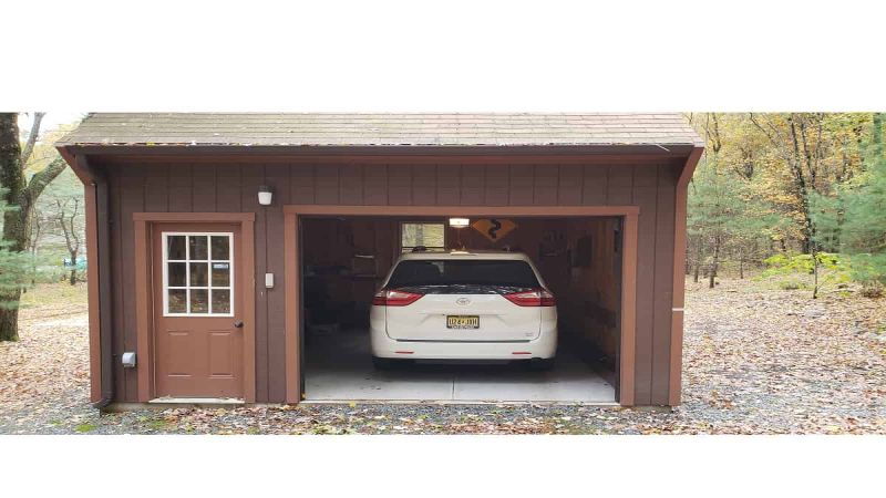 Whay Toyota Sienna AWD is the right choice.