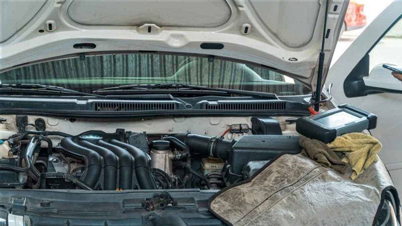 Scan Tool Can Protect You from a Mechanic Service Scam