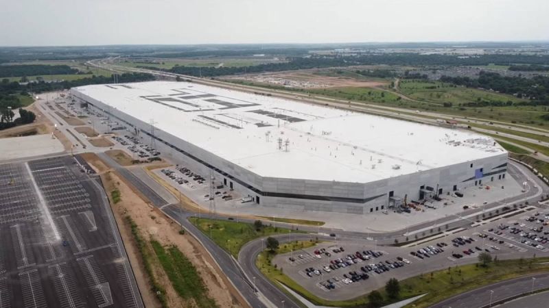 Spying on the New Tesla 4680 Model Y at Giga Texas